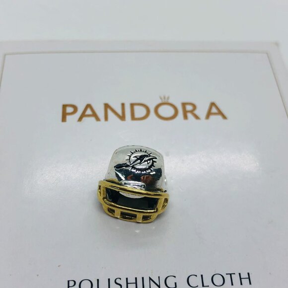 🌞📖Pandora Indianapolis Colts Football Helmet Bead Charm - Picture 1 of 4